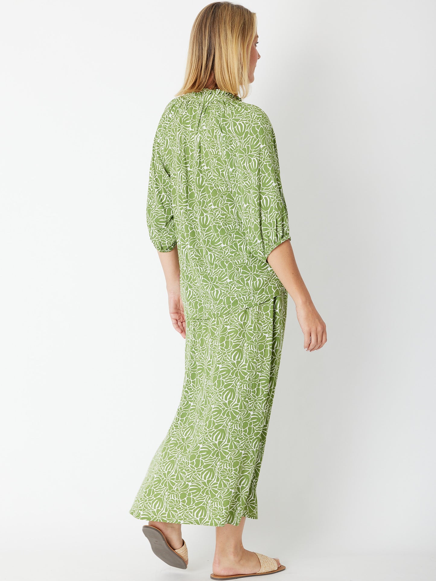 Cordelia St | Leaves of Loves Print Top - Avocado