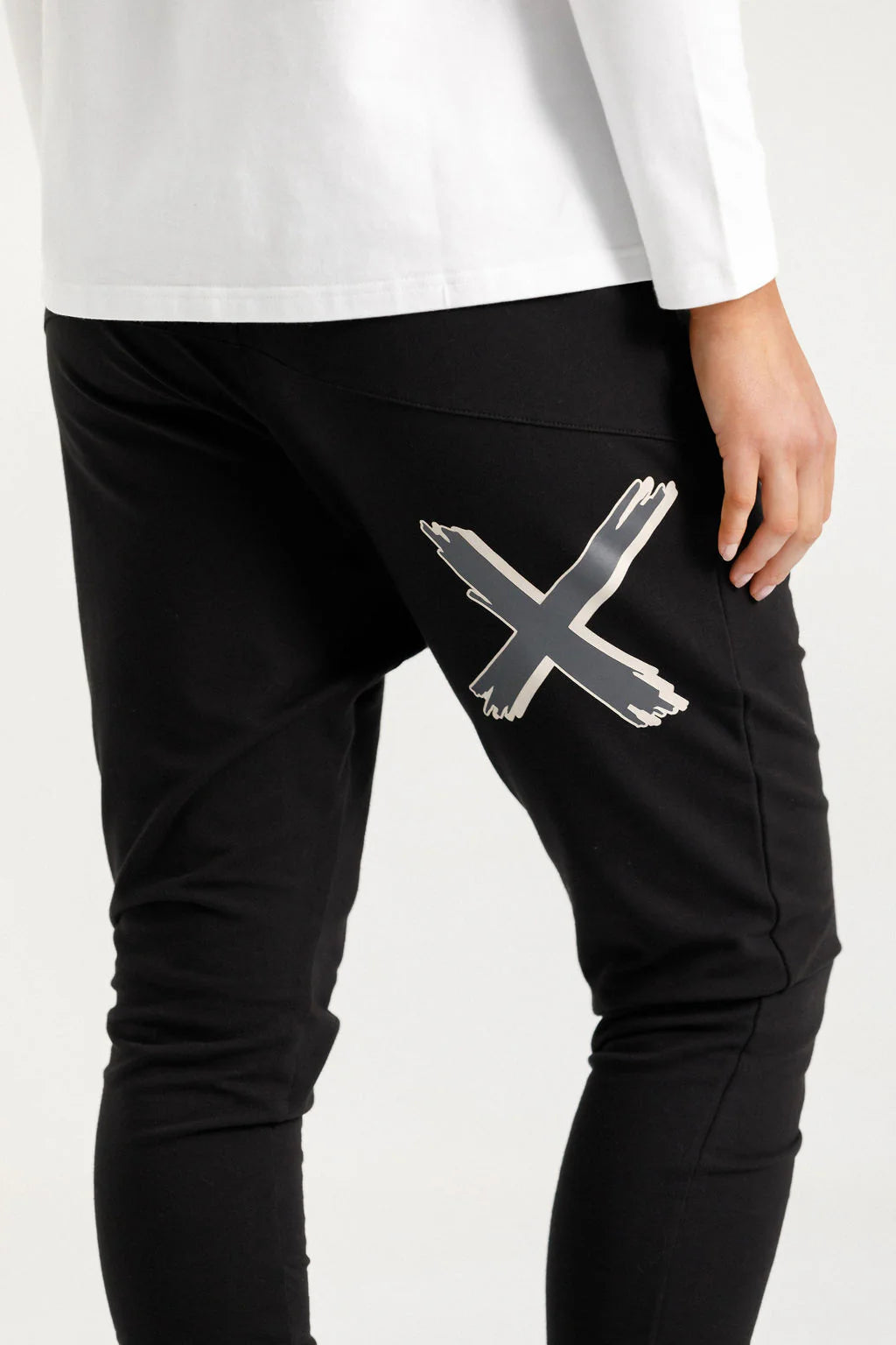 Homelee | Apartment Pants Winter - Black with Shadow X