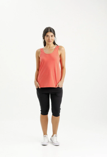 Homelee | 3/4 Apartment Pants - Black with Berry X