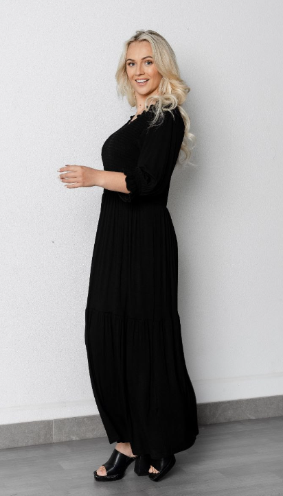 Willow Tree | Black Tiered Dress