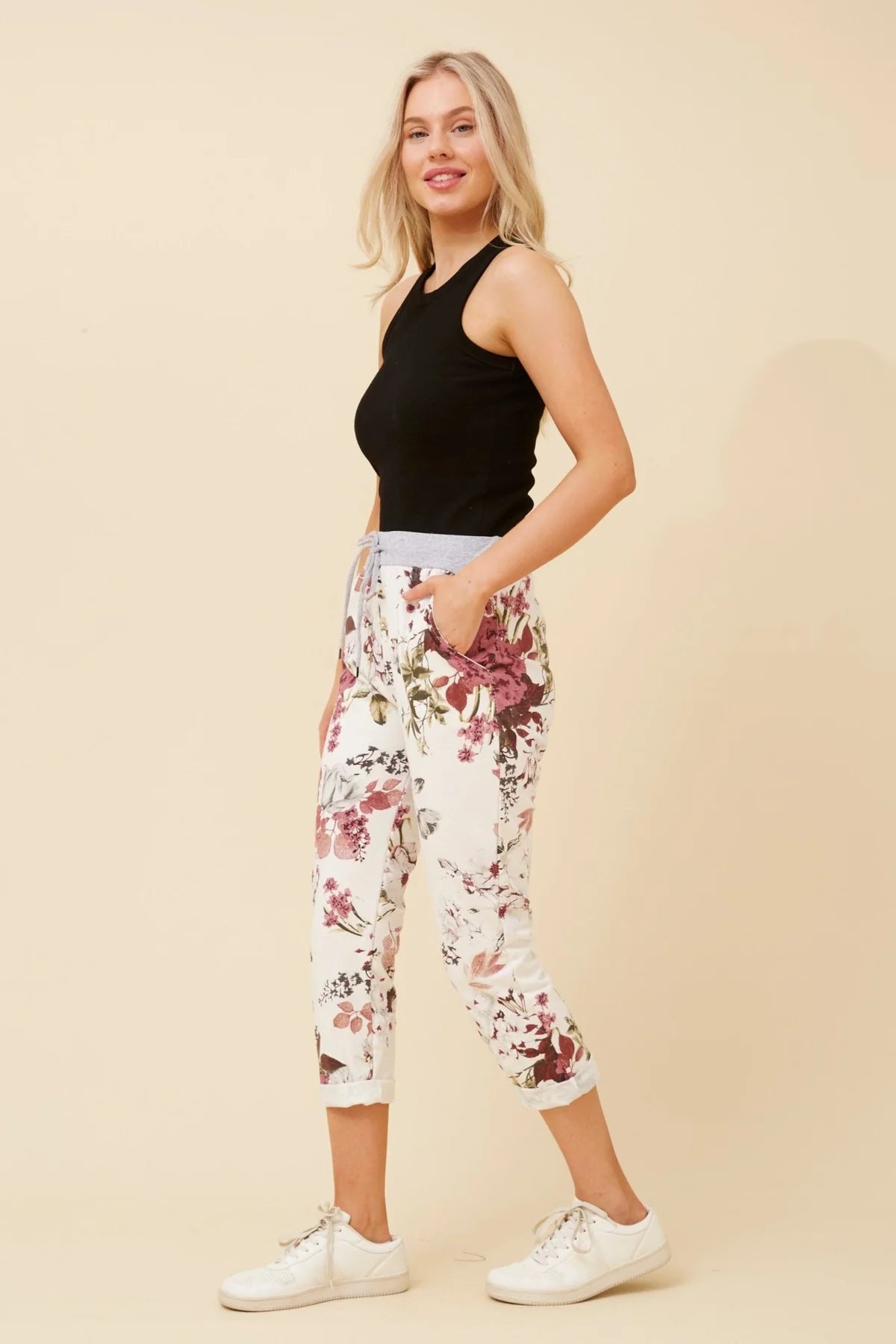 Caroline Morgan | White Floral Jogger