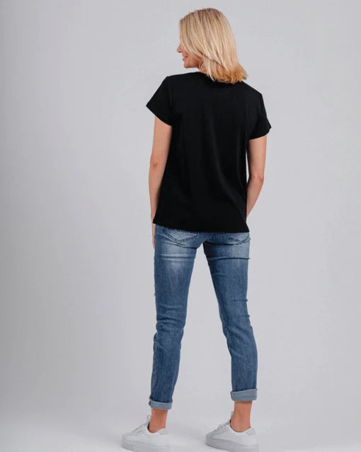 KNEWE - Vida Tee - Black