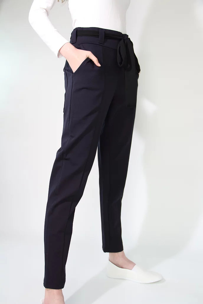 Jaclyn M | Ellie Pants - Navy