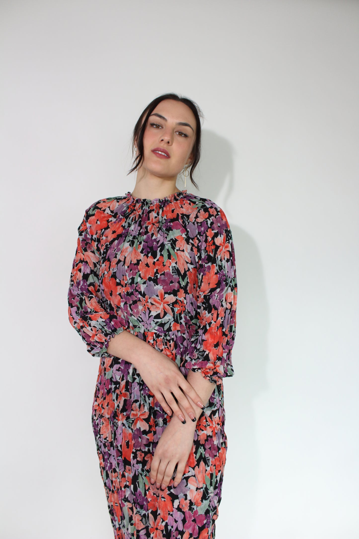 JACLYN M Lilly Crinkle Dress - Black Floral
