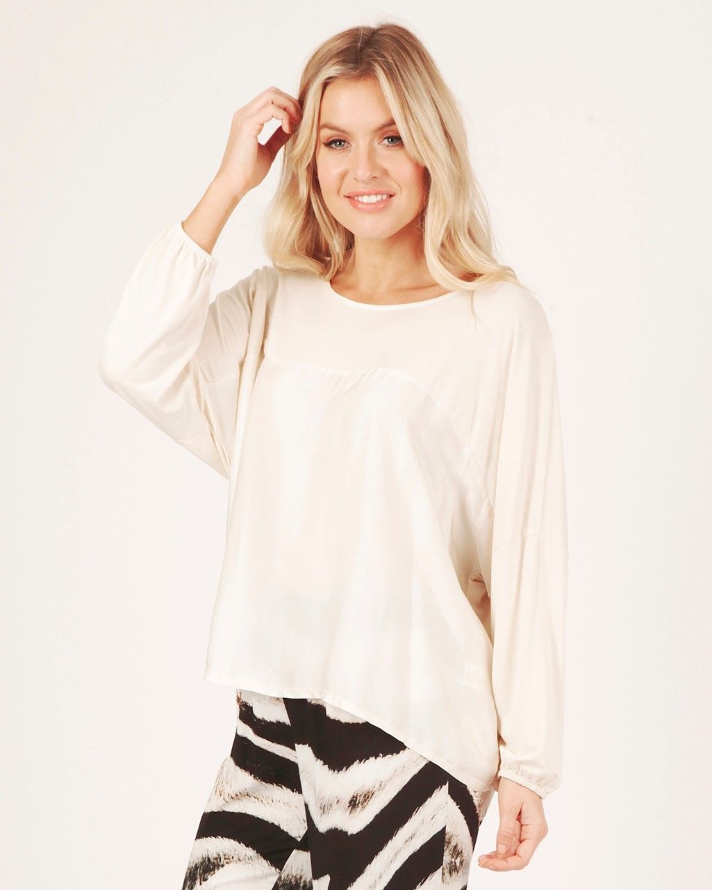Suzy D - Satin Front Top With Jersey Back | Cream