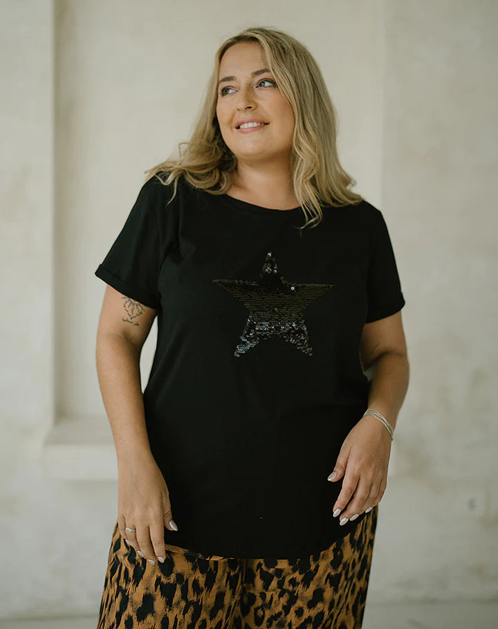 Freez - Star Sequin Tee | Black