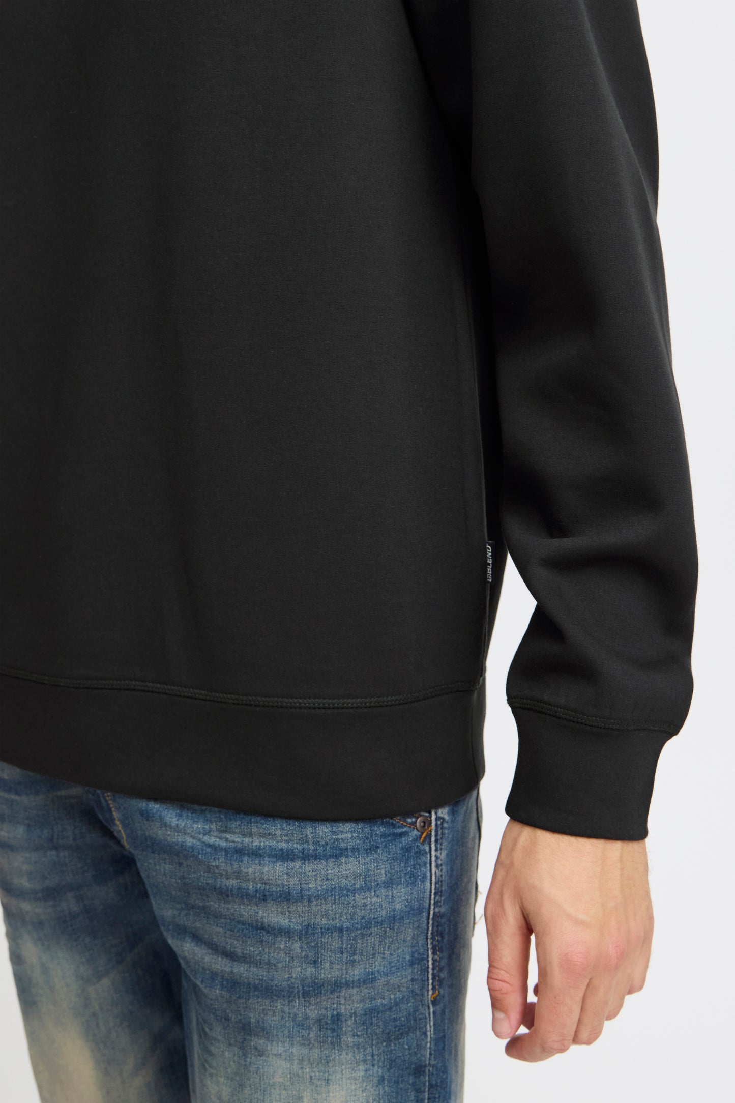 Blend | Essential Crew Sweatshirt - Black