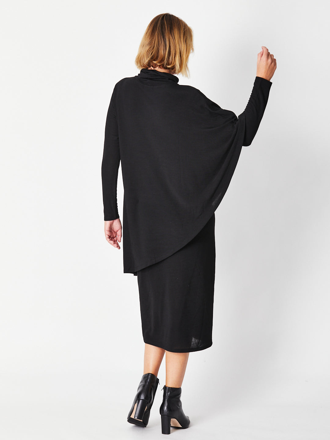 Cordelia St | Cape Midi Dress - Black