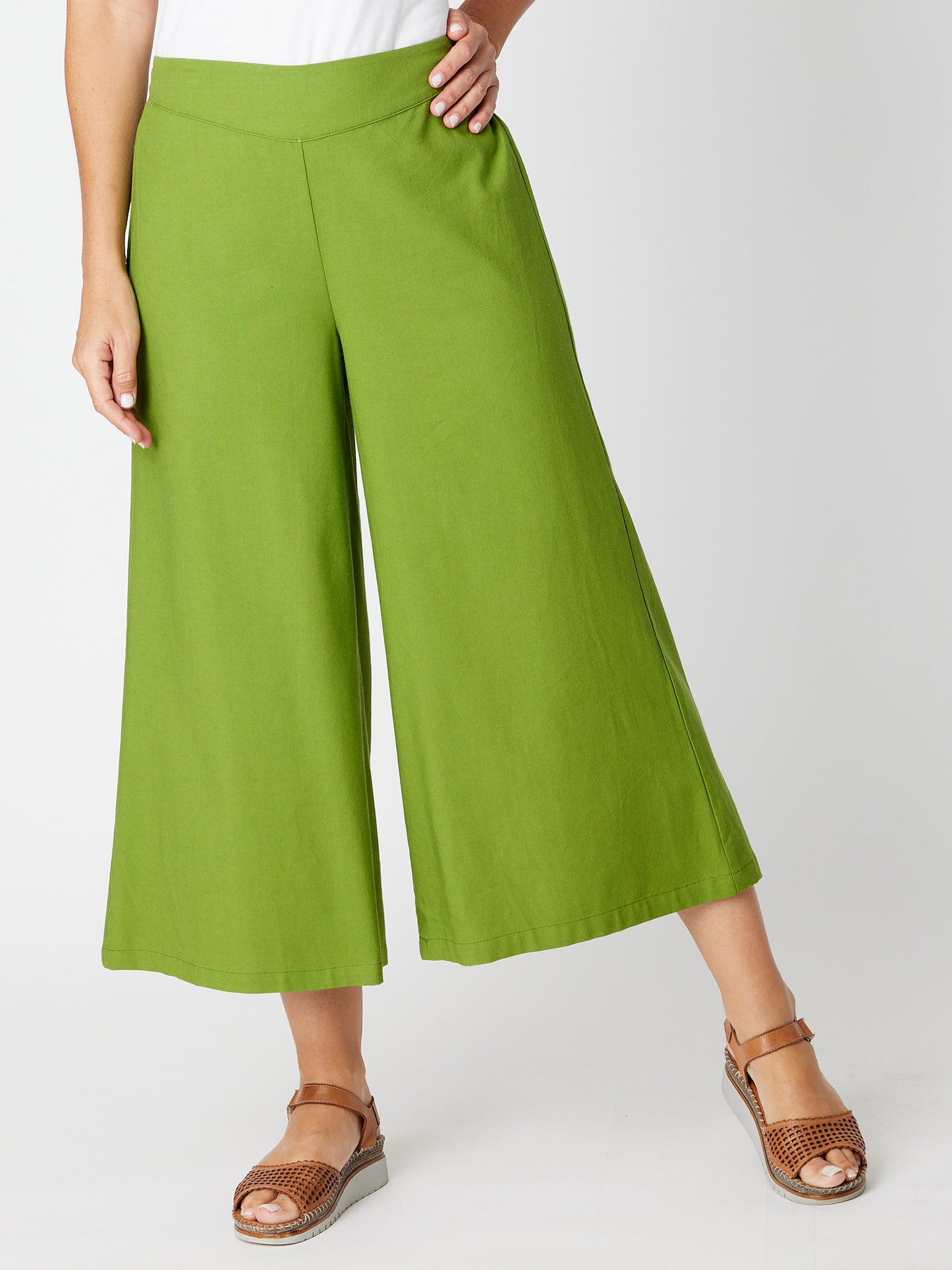 Cordelia St | Leaves of Love Core Pant - Avocado