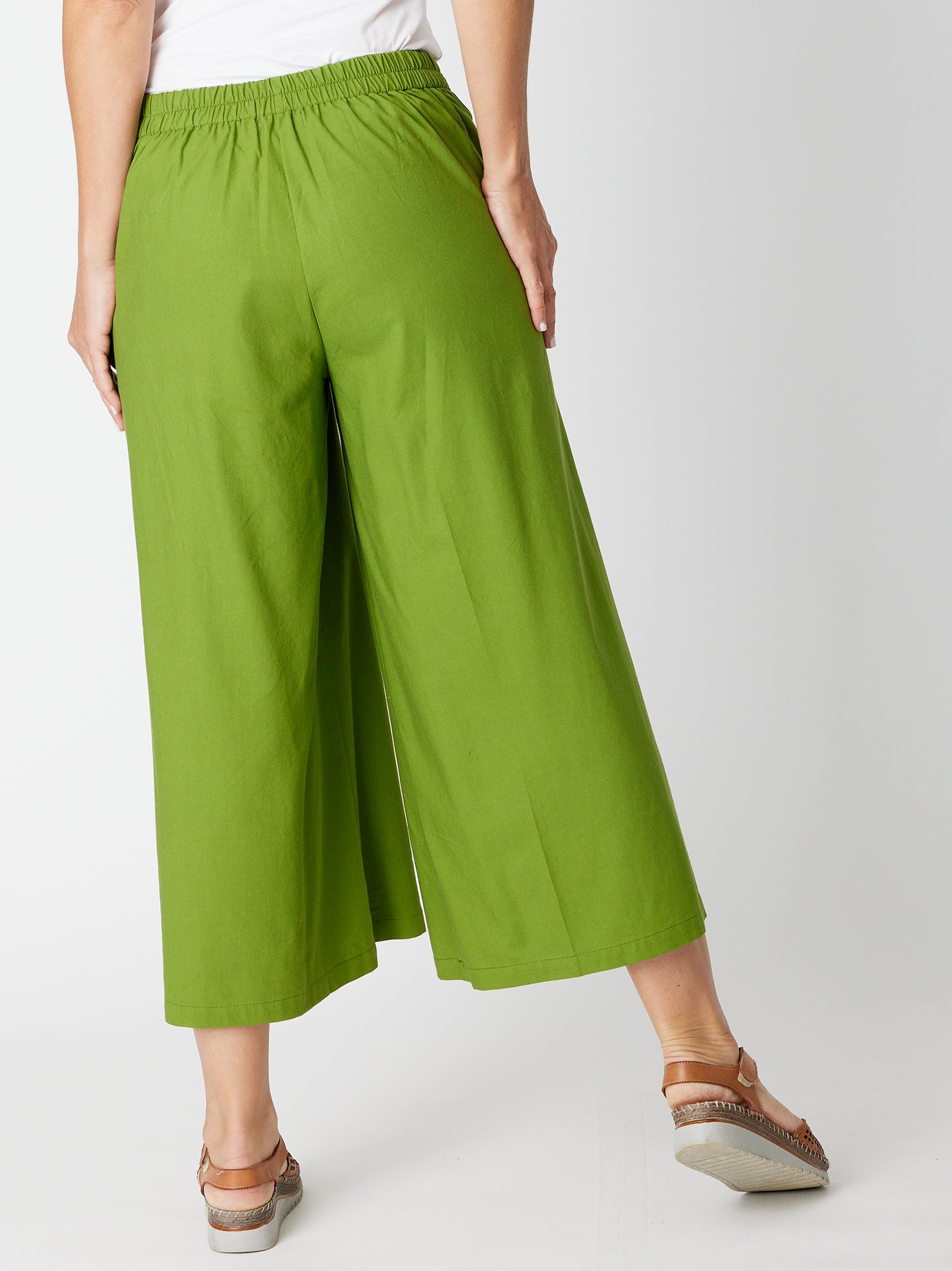 Cordelia St | Leaves of Love Core Pant - Avocado