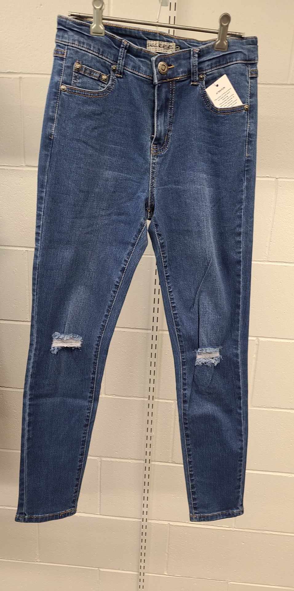 Wakee Jeans - Blue Rip Cropped Jeans
