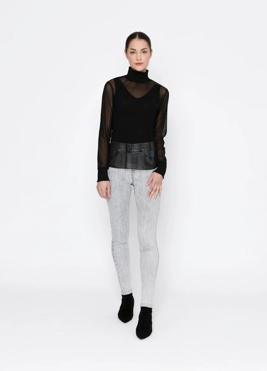 TWO by TWO | Essentials Riven Top Black Stripe