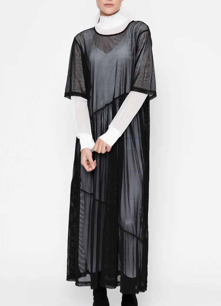 TWO by TWO | Kairos Dress Essentials