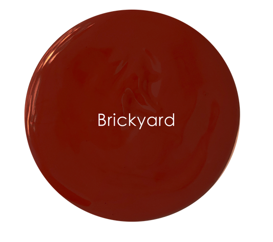 Textured surface in Brickyard chalk paint – rustic red