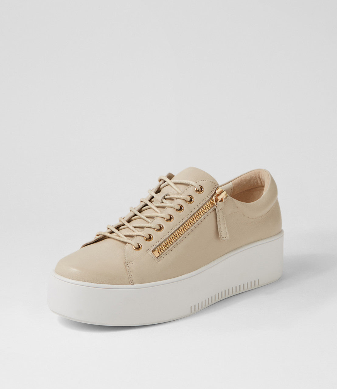Django & Juliette - Wolfie Leather Sneaker | Almond White