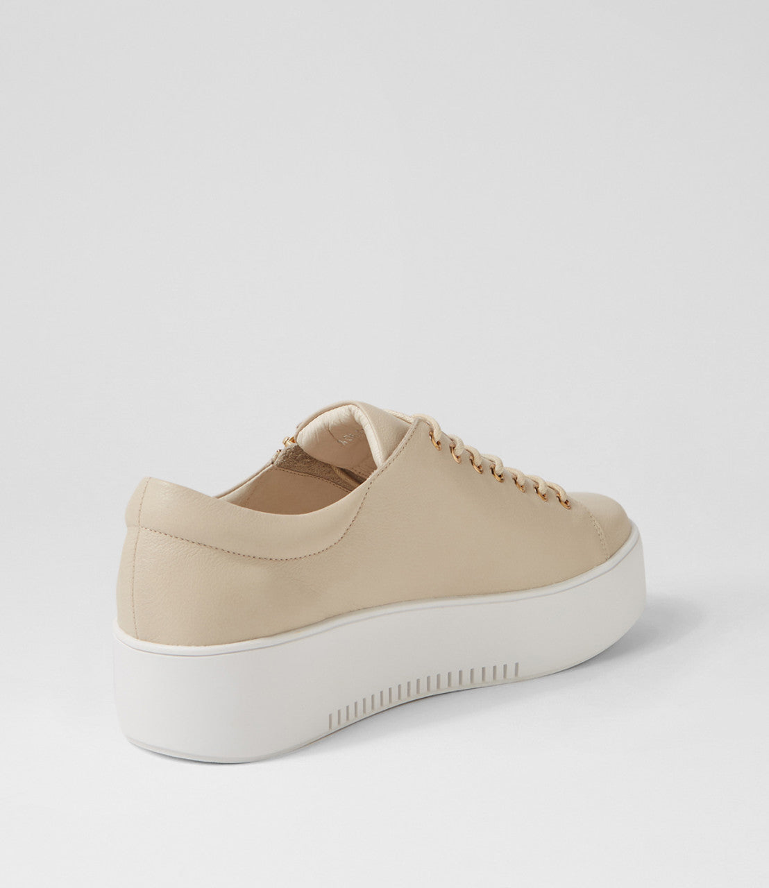 Django & Juliette - Wolfie Leather Sneaker | Almond White