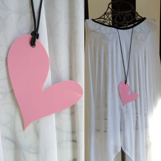 M and D jewellery - Wonky Heart Necklace | Pink