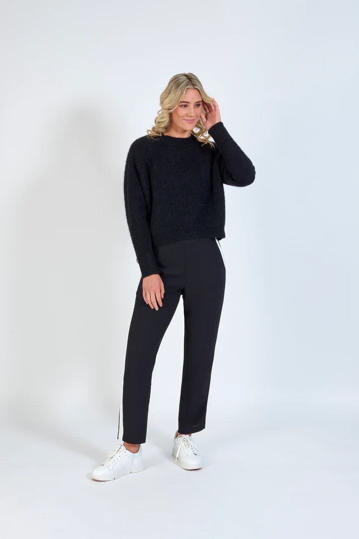 KNEWE - Mia Sweater | Black