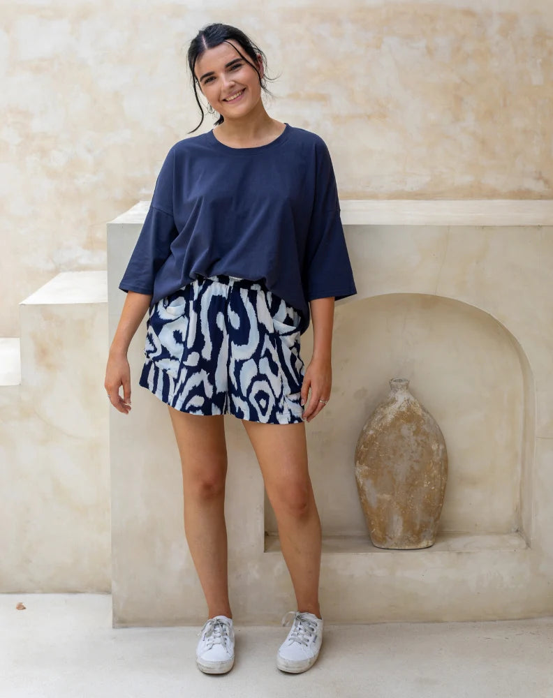 Bee Maddison | Classic Cotton Tee - Navy