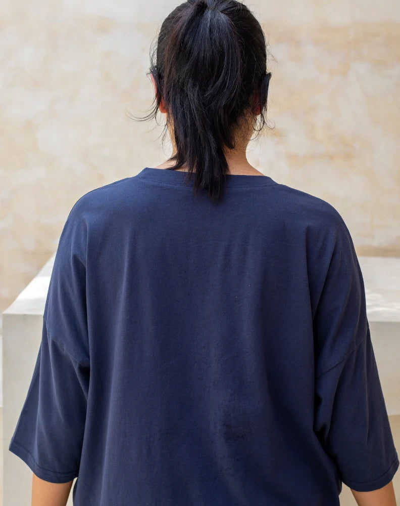 Bee Maddison | Classic Cotton Tee - Navy