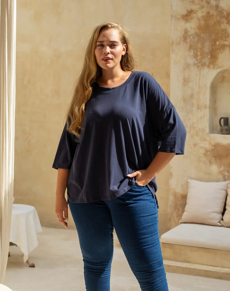 Bee Maddison | Classic Cotton Tee - Navy