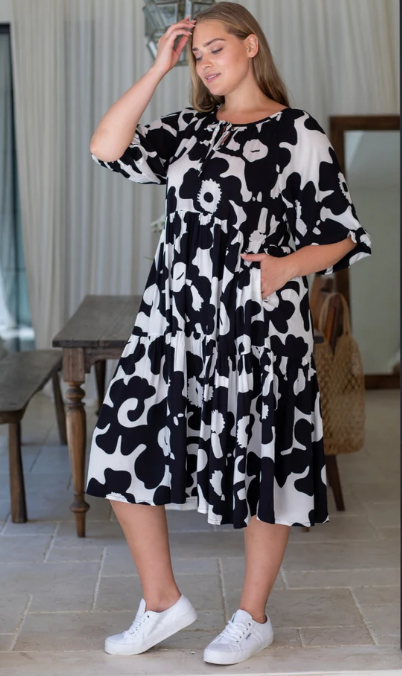 Bee Maddison | Jacinta Dress - Black/White Floral