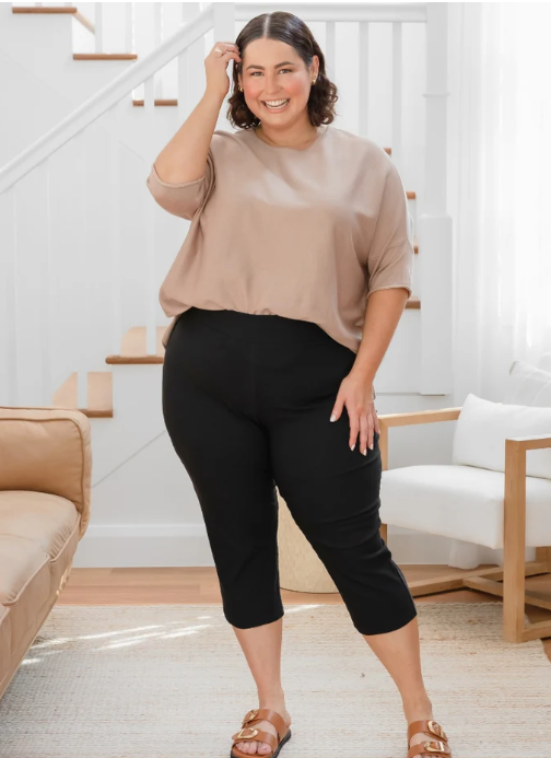 Freez | Checked Capri Pants - Black