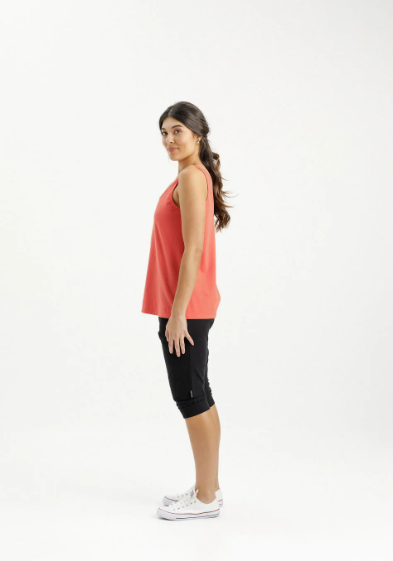 Homelee | 3/4 Apartment Pants - Black with Sunset Floral X