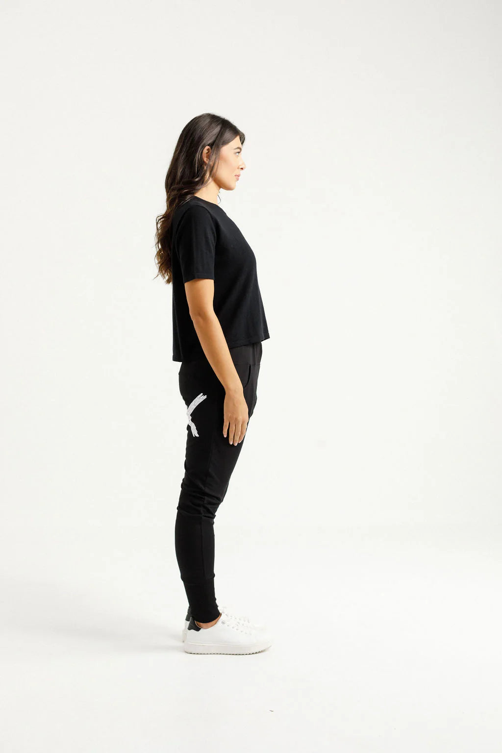 Homelee | Apartment Pants Winter - Black with Lilac Damask X