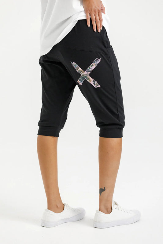 Homelee - 3/4 Apartment Pants | Black with Bloom Swirl X
