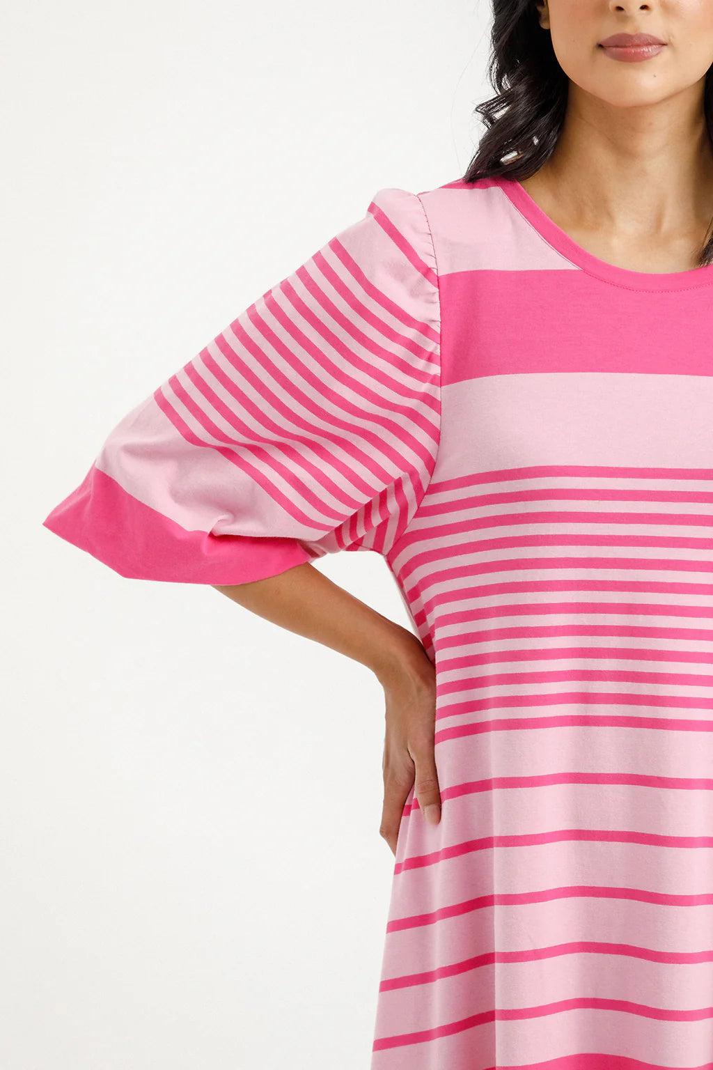 Homelee | Ivy Midi Dress - Irregular Pink Stripe