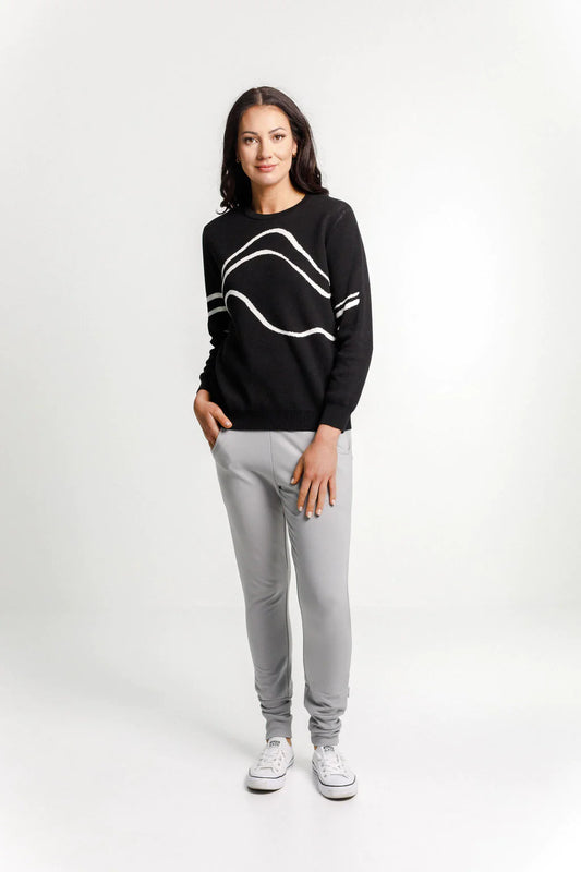 Homelee Ava Crew - Black with Mountain Print