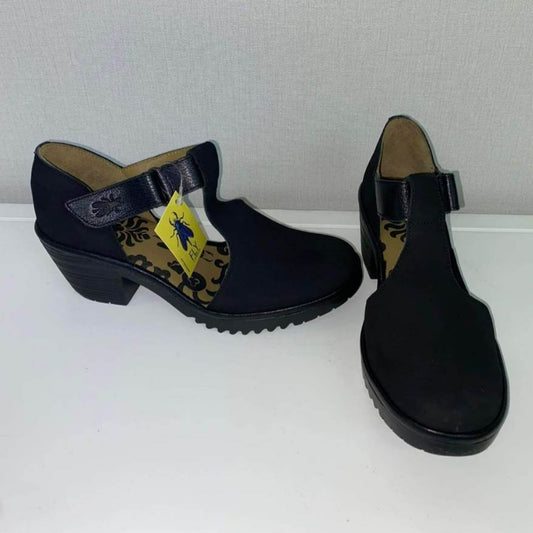 Fly London Whiz - Black