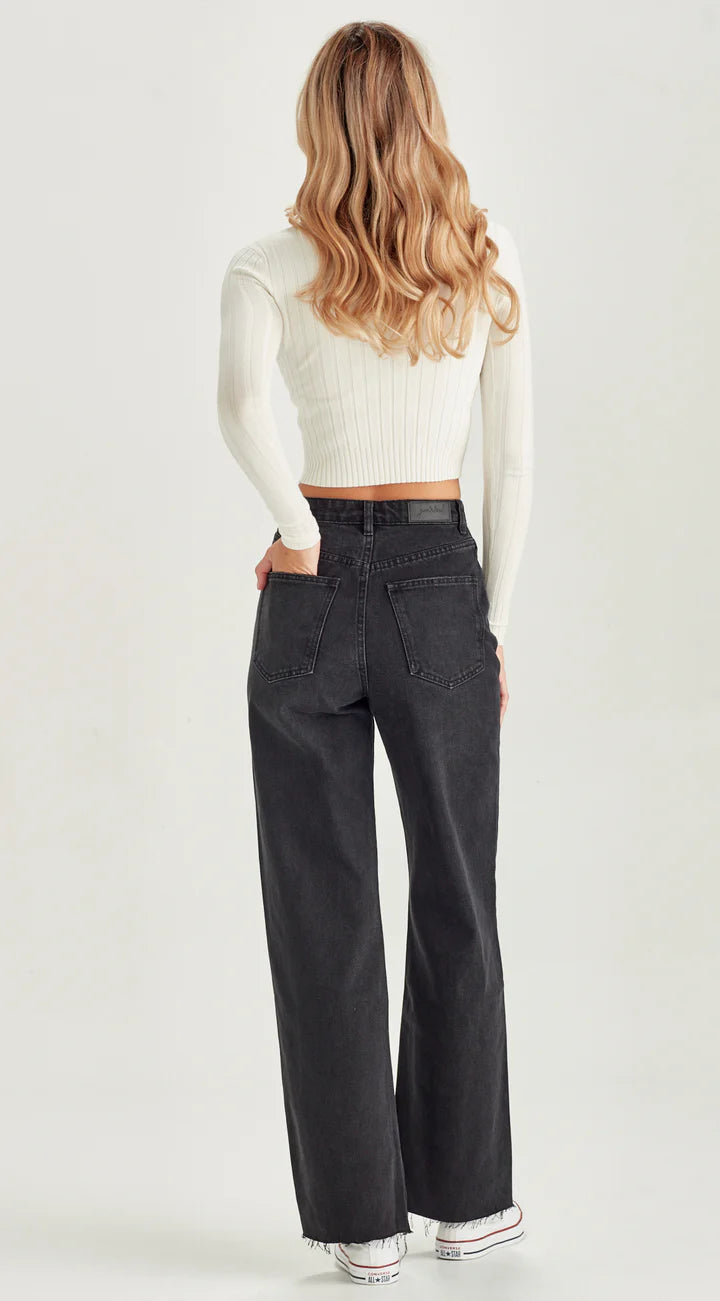 Junkfood - Avril Wide Leg Jean Rip | Black