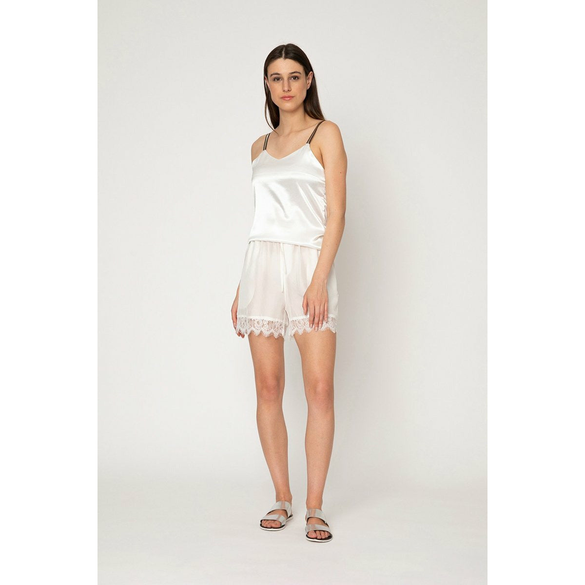Blacklist - Vada Singlet White