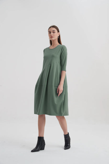 Tirelli Diagonal Seam Dress W23 Lilypad